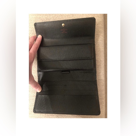 SOLD Louis Vuitton Sarah Leather Wallet. Black. Never used. - Picture 4 of 6